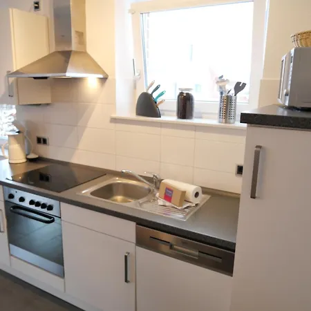 Strandnah 12 Pers Gruppenhaus K4 Zierow