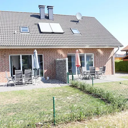 Holiday home Strandnah 12 Pers Gruppenhaus K4 *